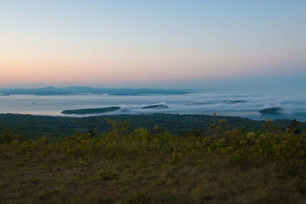 I wish this was a video so you could see the movement of the vapor but this will just have to do.